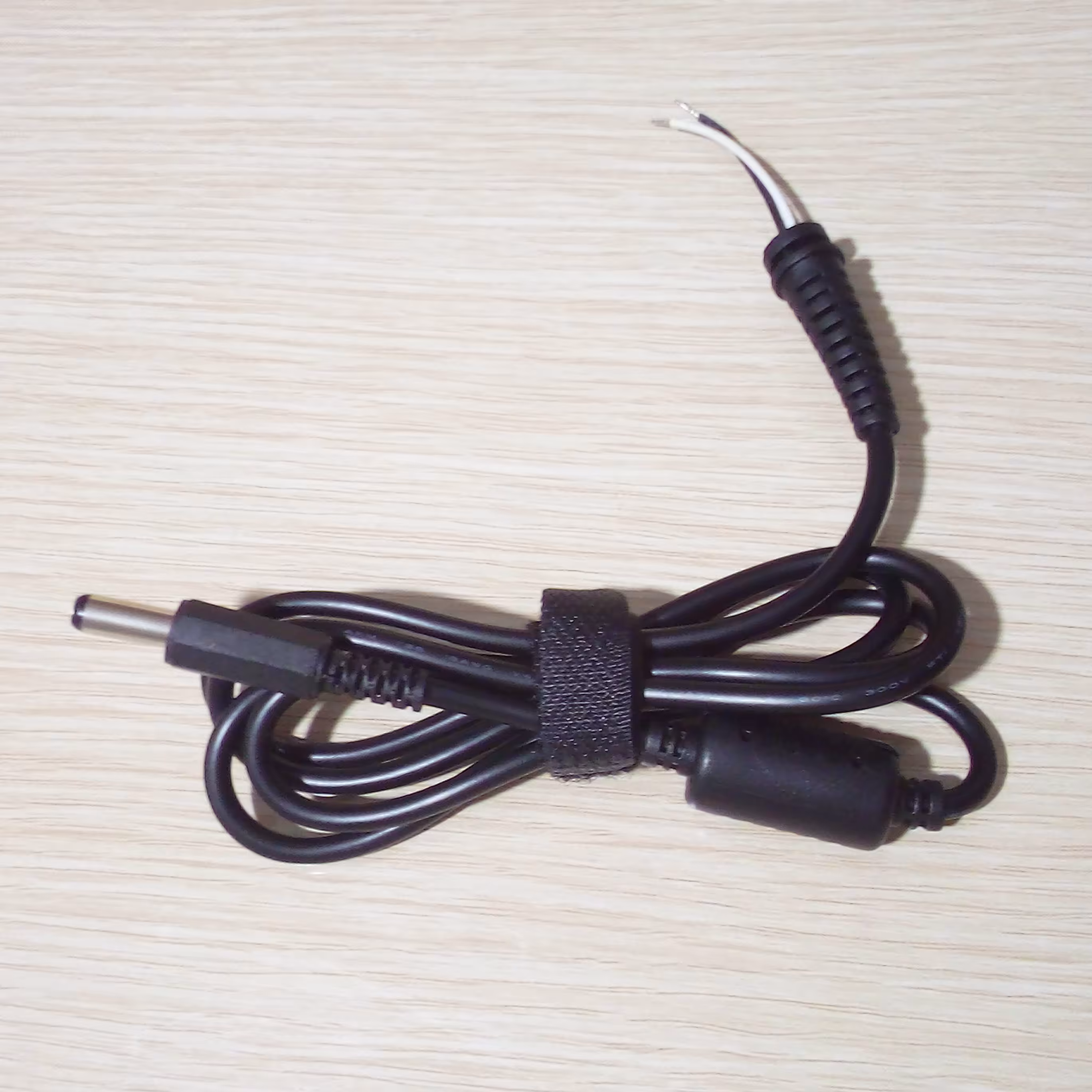 کابل تعمیر اداپتور لپتاپ 5/5*3 نویزگیردار