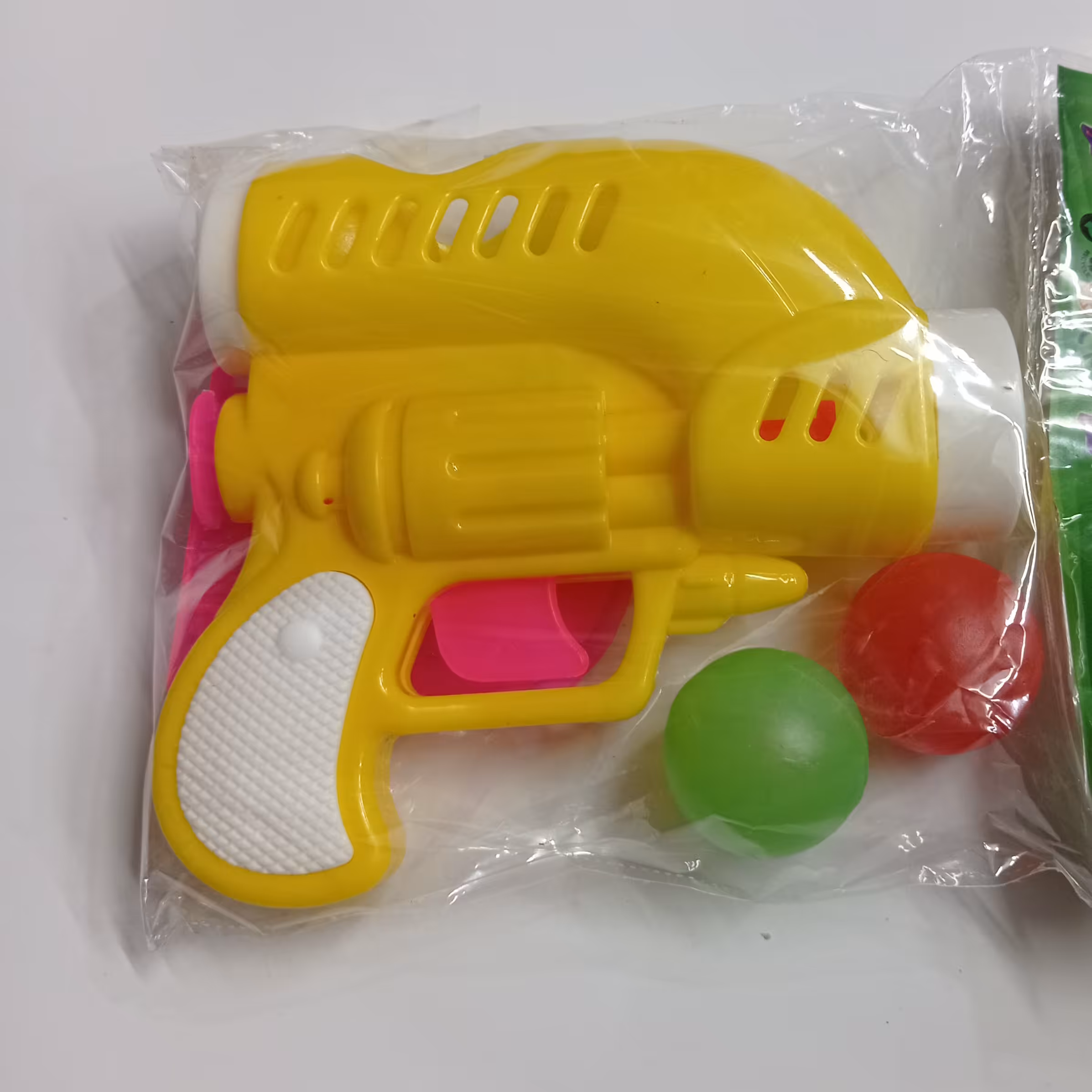 تفنگ توپ پرت کن