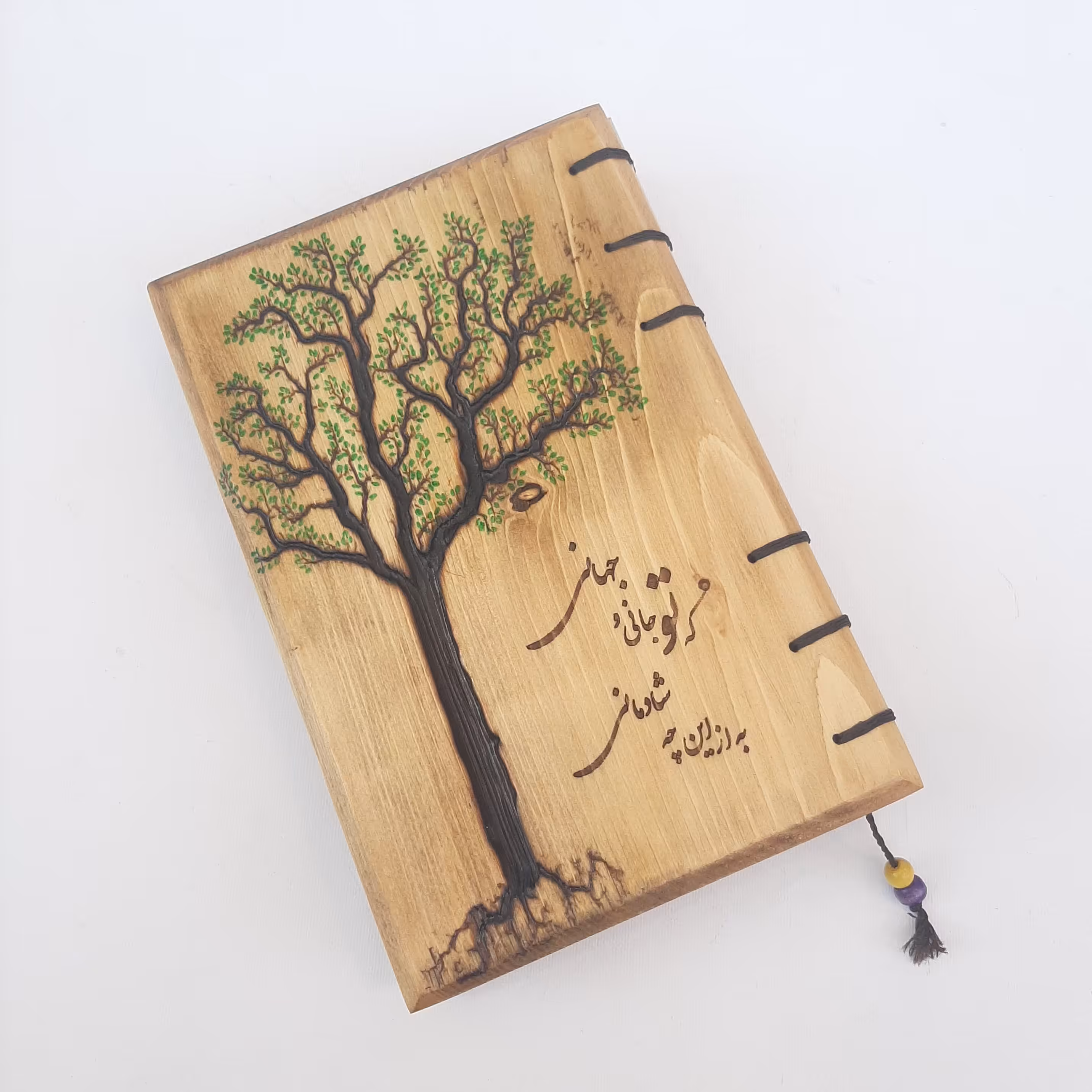 دفتر چوبی سیلقا کد 502 (صد برگ دستدوز با چوب طبیعی و درخت لیختنبرگ)
