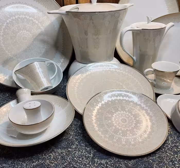 چینی لورین قالب دیپلمات طرح مایلو