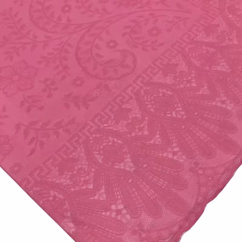 سفره یا رومیزی چهار نفره  رنگ صورتی 