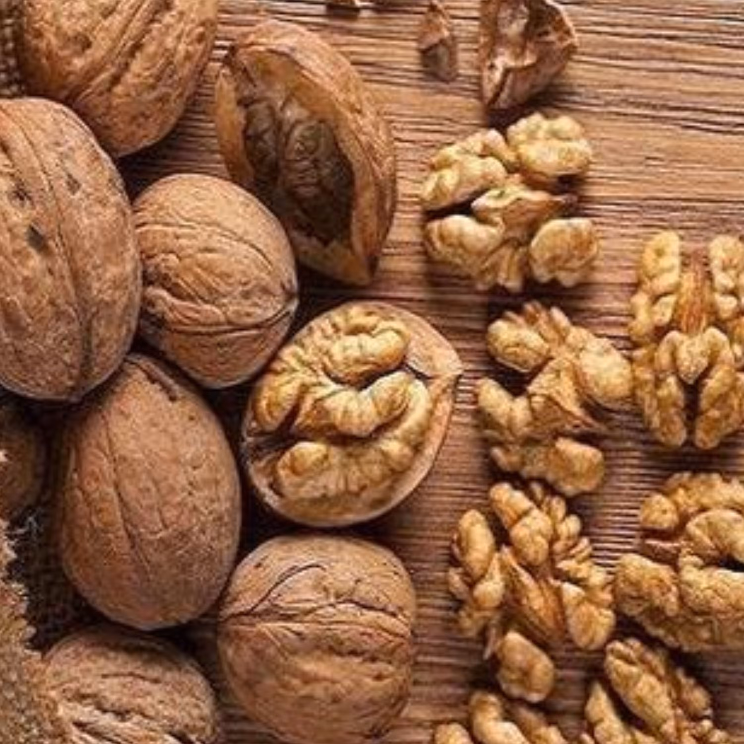 گردو درجه یک نیمه کاغذی