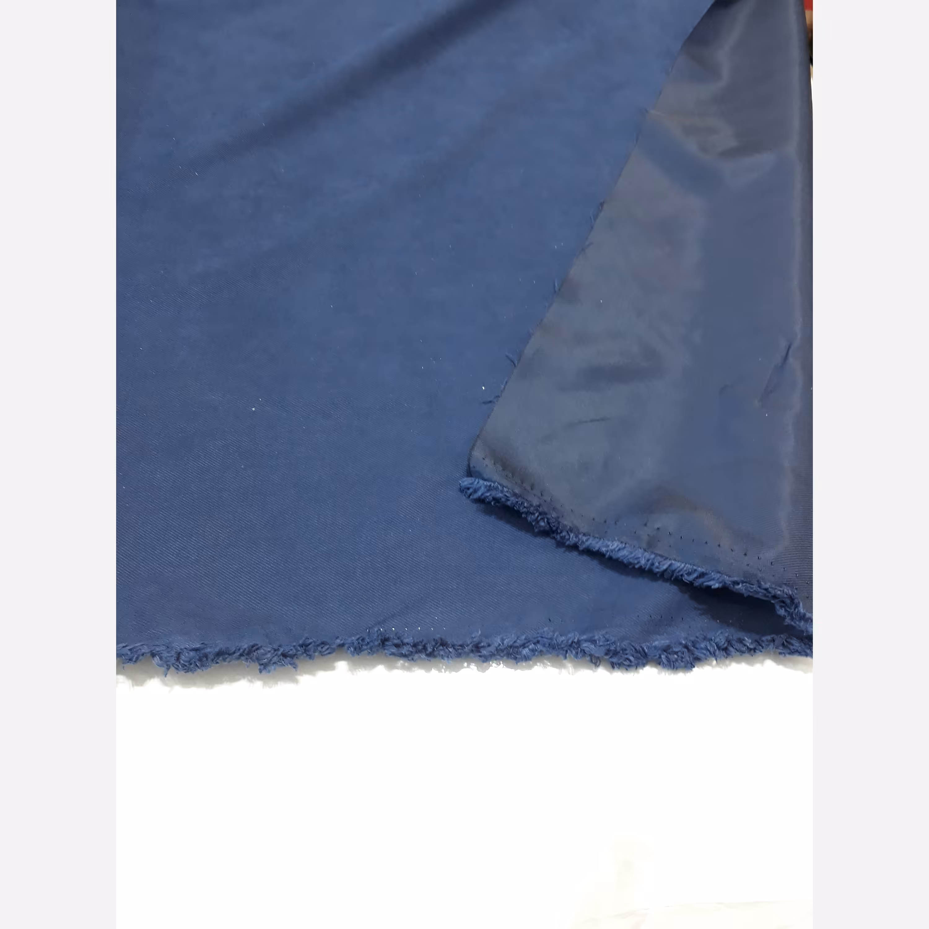 پارچه میکرو کجراه آبی کار بنی (آبی سورمه ای ) 2 متر و 10 سانت ازش موجوده 