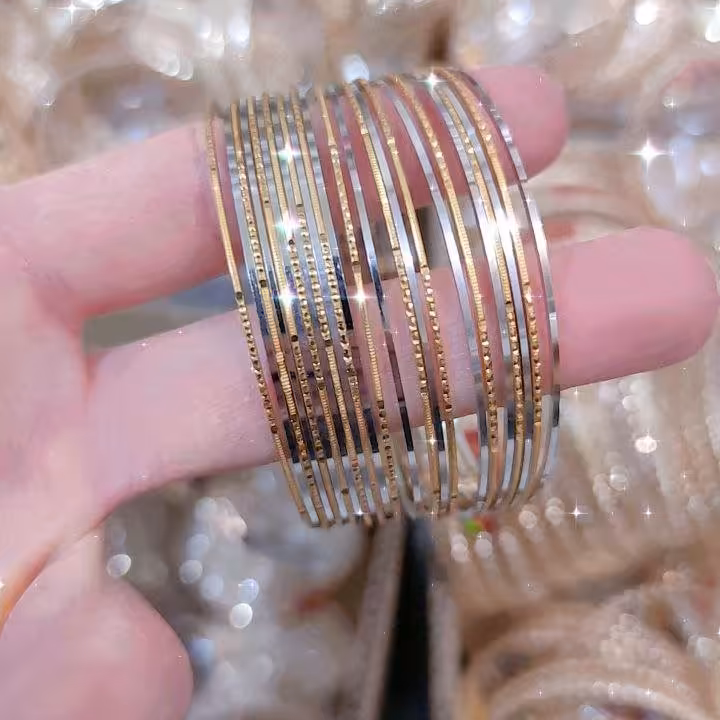  النگوی طلاروس طرح طلا
پک 24 عددی  بسیار ظریف