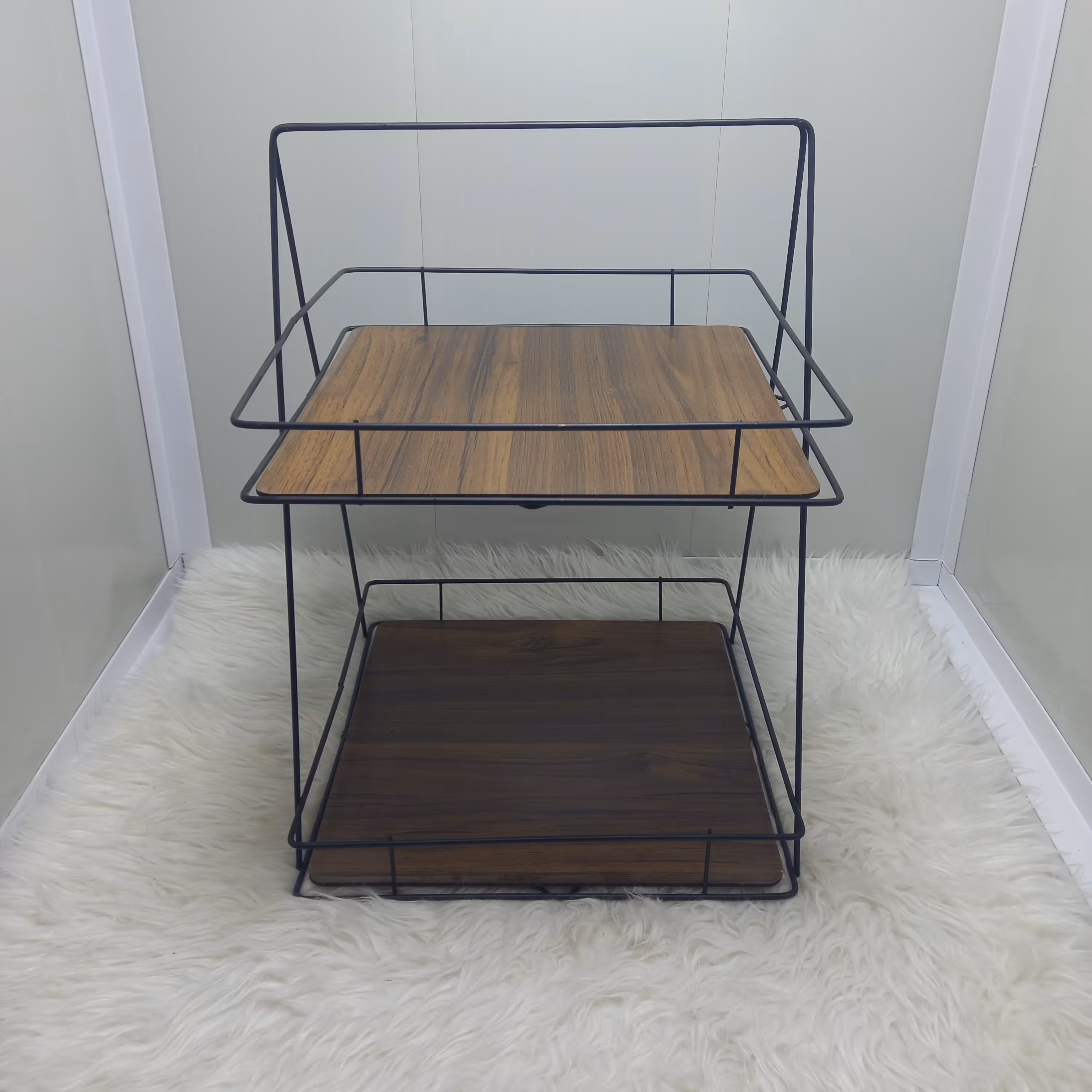 استند فلزی مربع دسته وسط کف چوب 