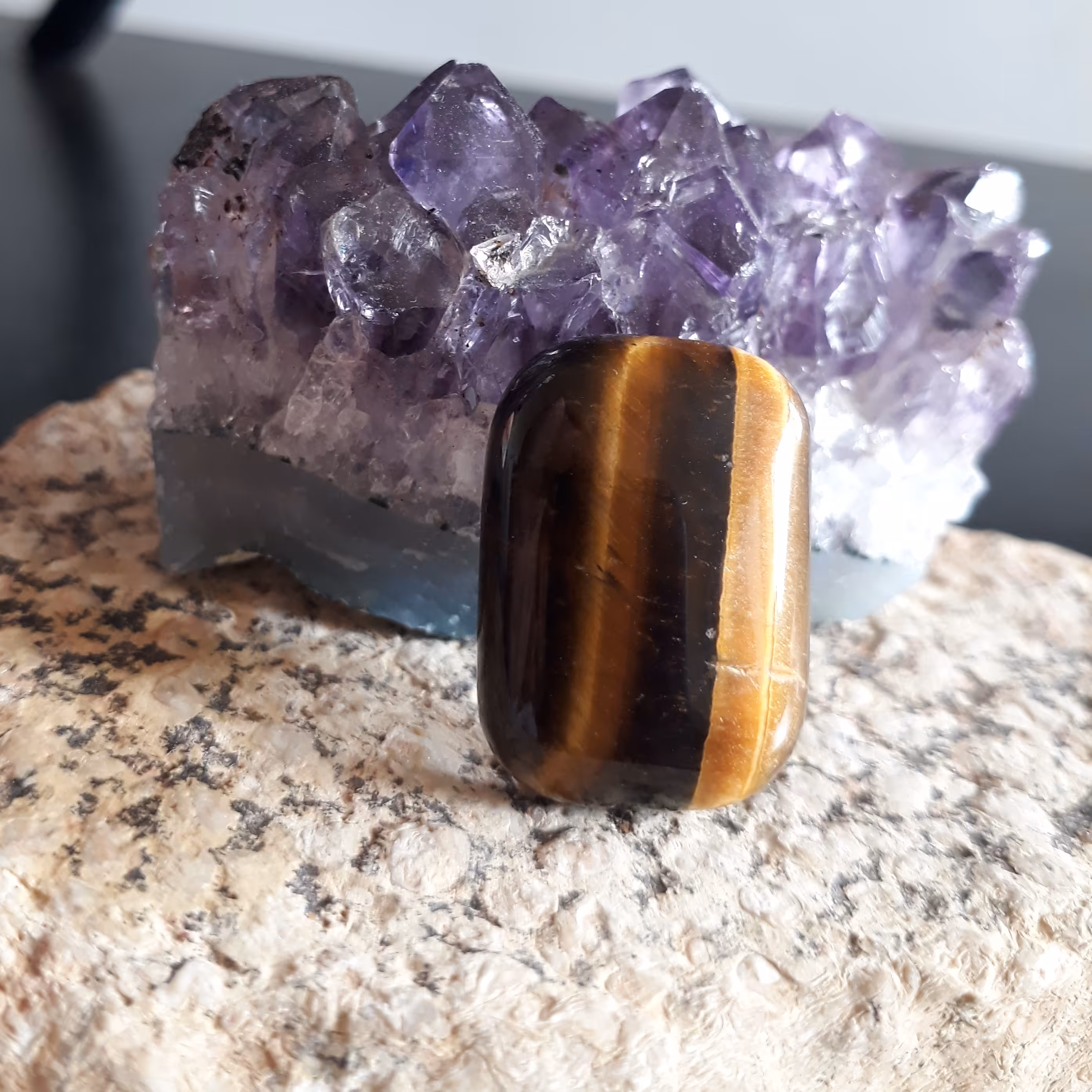 نگین چشم ببر.چهارگوش