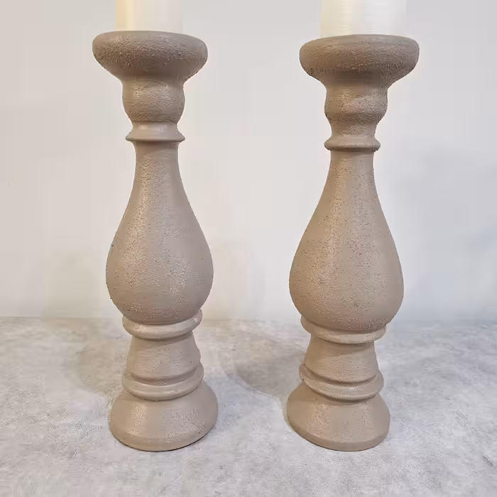 شمعدان تزیینی  ،  ضد آب شده با مواد نانو و قابل شستشو می باشد  .