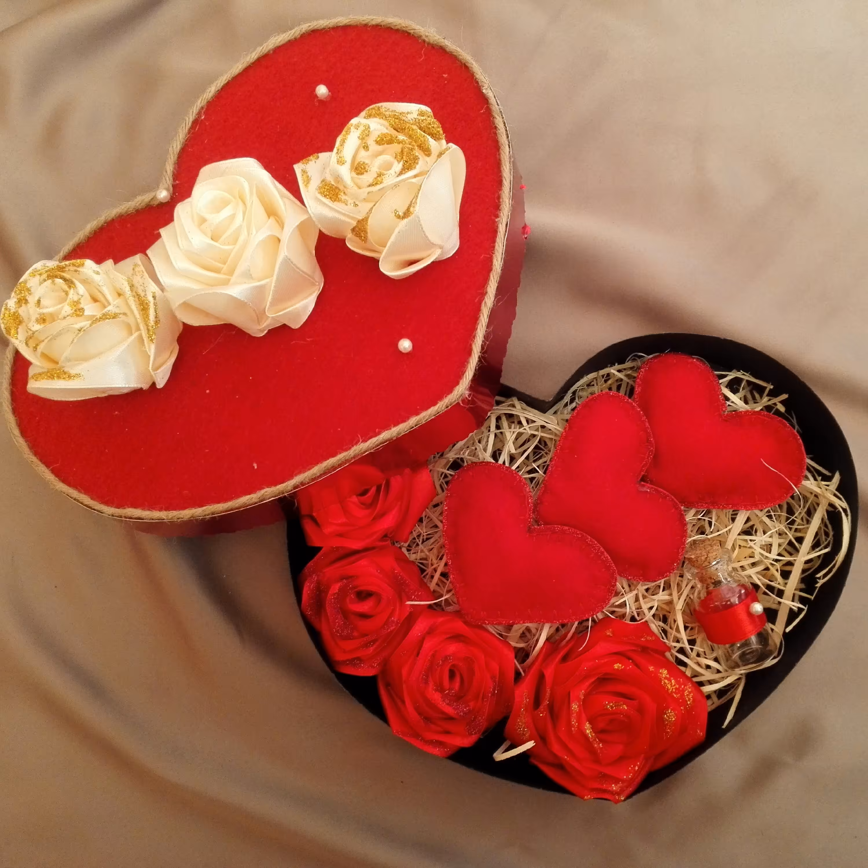 جعبه هدیه باکس هدیه قرمز 