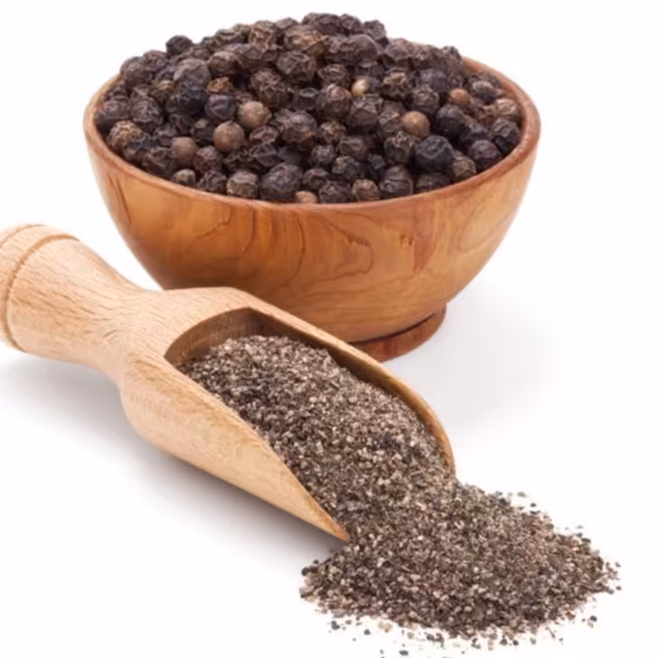 پودر فلفل سیاه خالص در بسته بندی 200 گرمی 