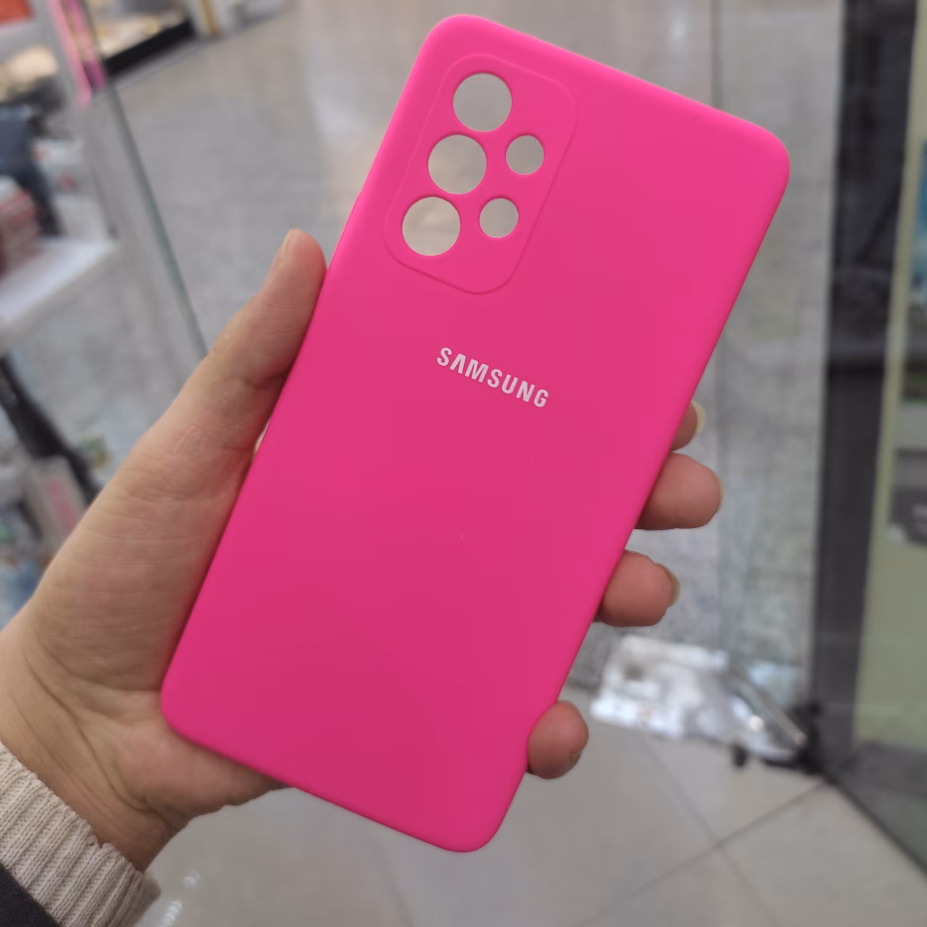 کاور گوشی سامسونگA53  جنس کاور سیلیکونی مقاوم در برابر ضربه 