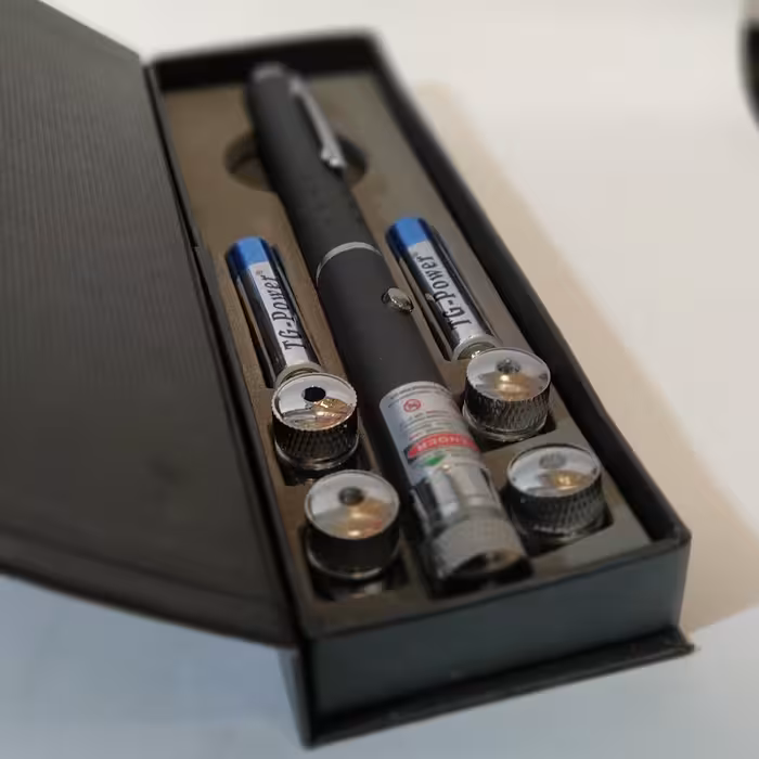 لیزر خودکاری  باتری خور نور سبز 5سر 