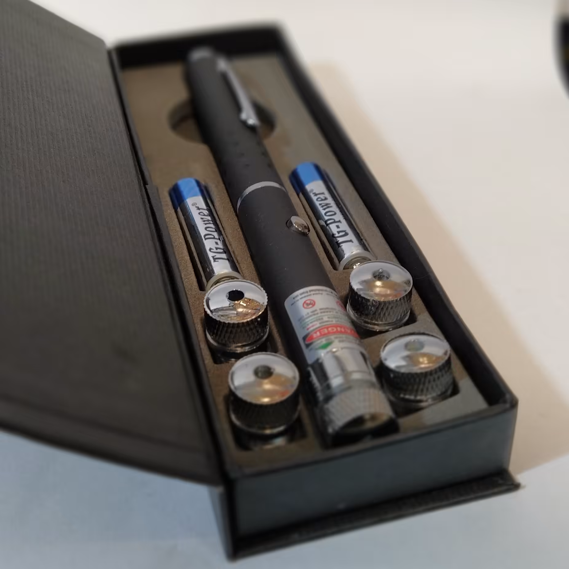 لیزر خودکاری  باتری خور نور سبز 5سر 