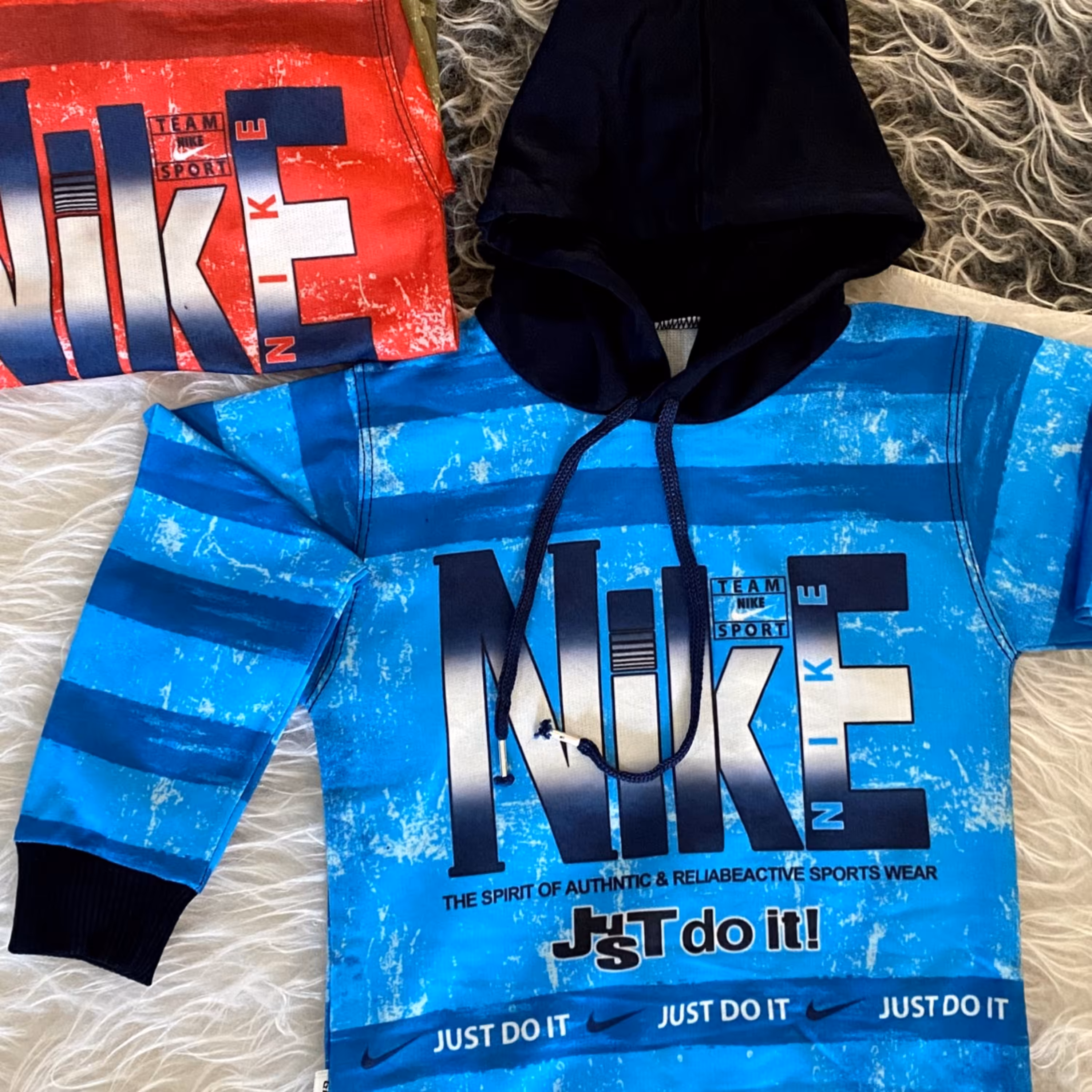 هودی پسرانه در سه رنگ از 4 تا 8 سال سایز 45-50-55-60