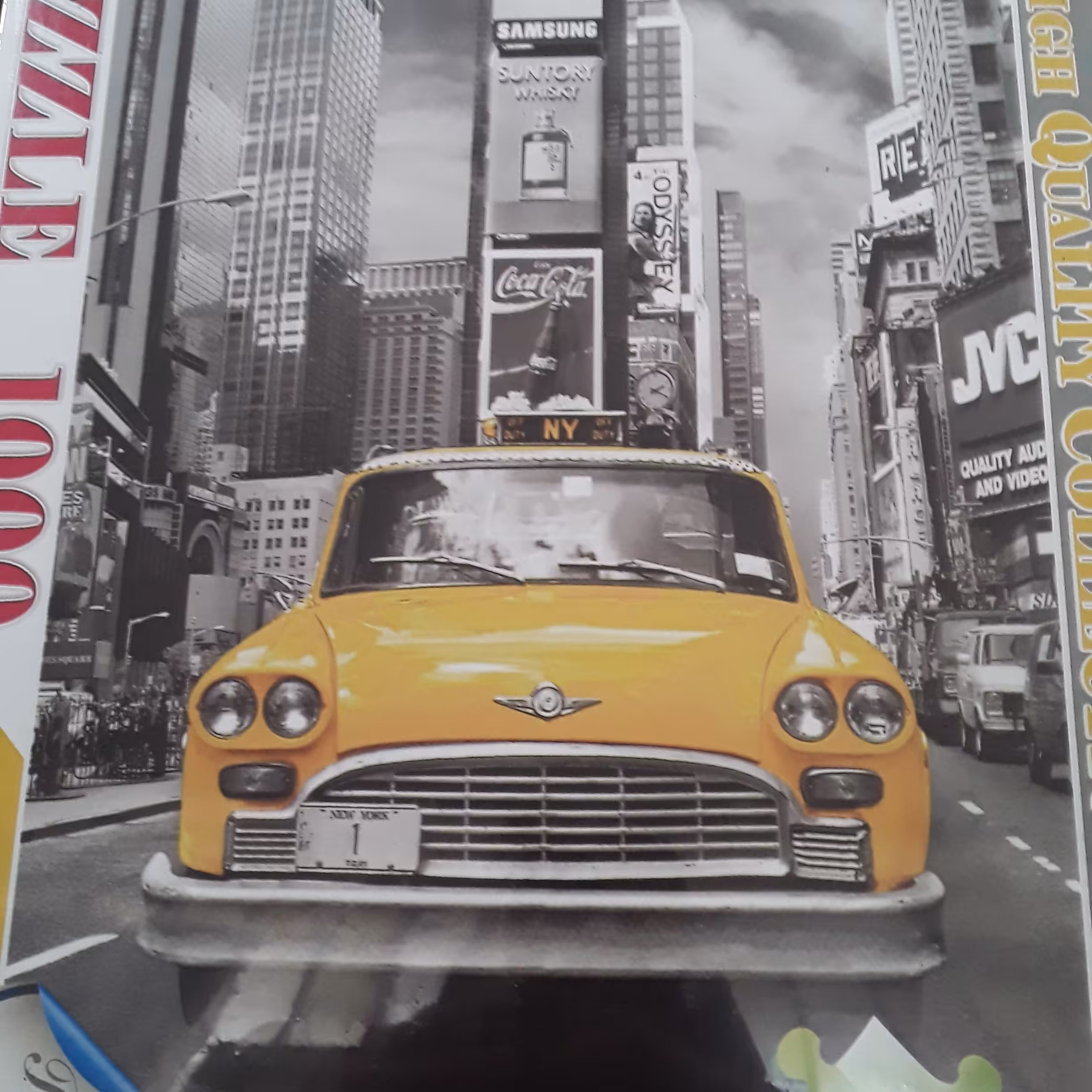 پازل هزارقطعه طرح ماشین قدیمی زرد زنگ 