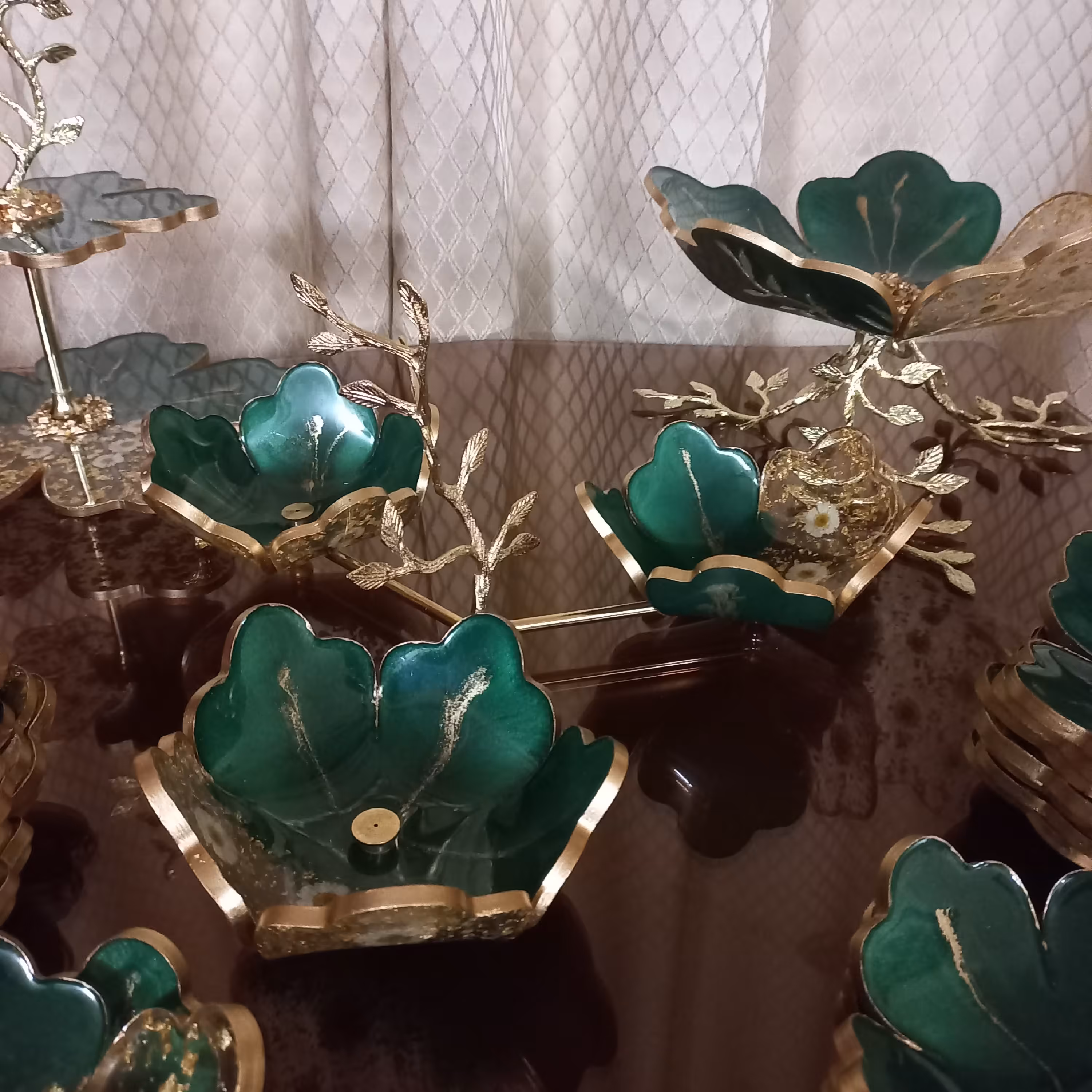سرویس پذیرایی رزینی با پایه برنج