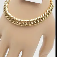 دستبند کارتیه زنانه با رنگ ثابت و روکش و آبکاری طلا کاملا مشابه نمونه طلا