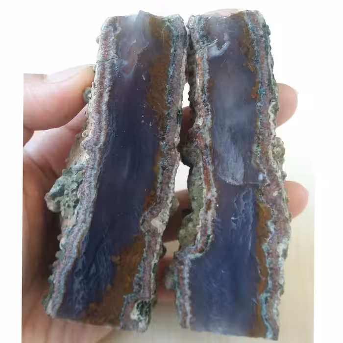 عقیق با حاشیه شجر  سنگ عقیق  معدنی و اصل با رنگ طبیعی و خواص فراوان مناسب دکور منزل و ویترین مغازه و ساخت نگین 9.9 سانته