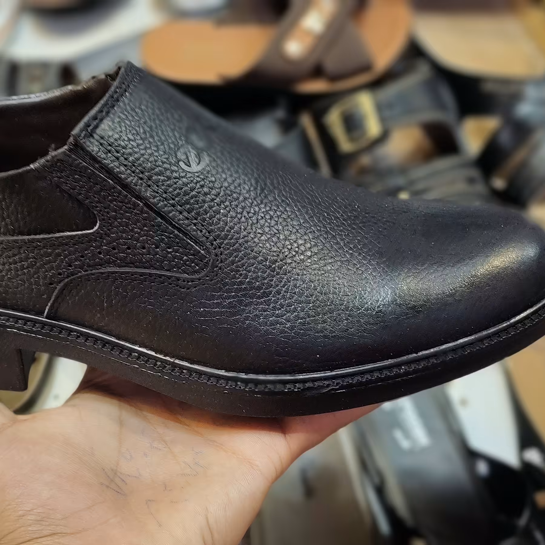 کفش چرم مردانه 