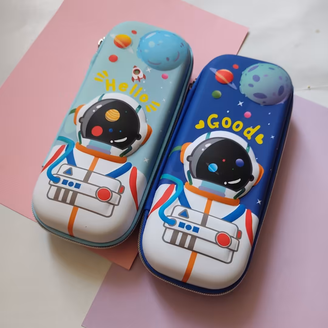 جامدادی  پسرانه جلد سخت فانتزی  رنگ ابی روشن