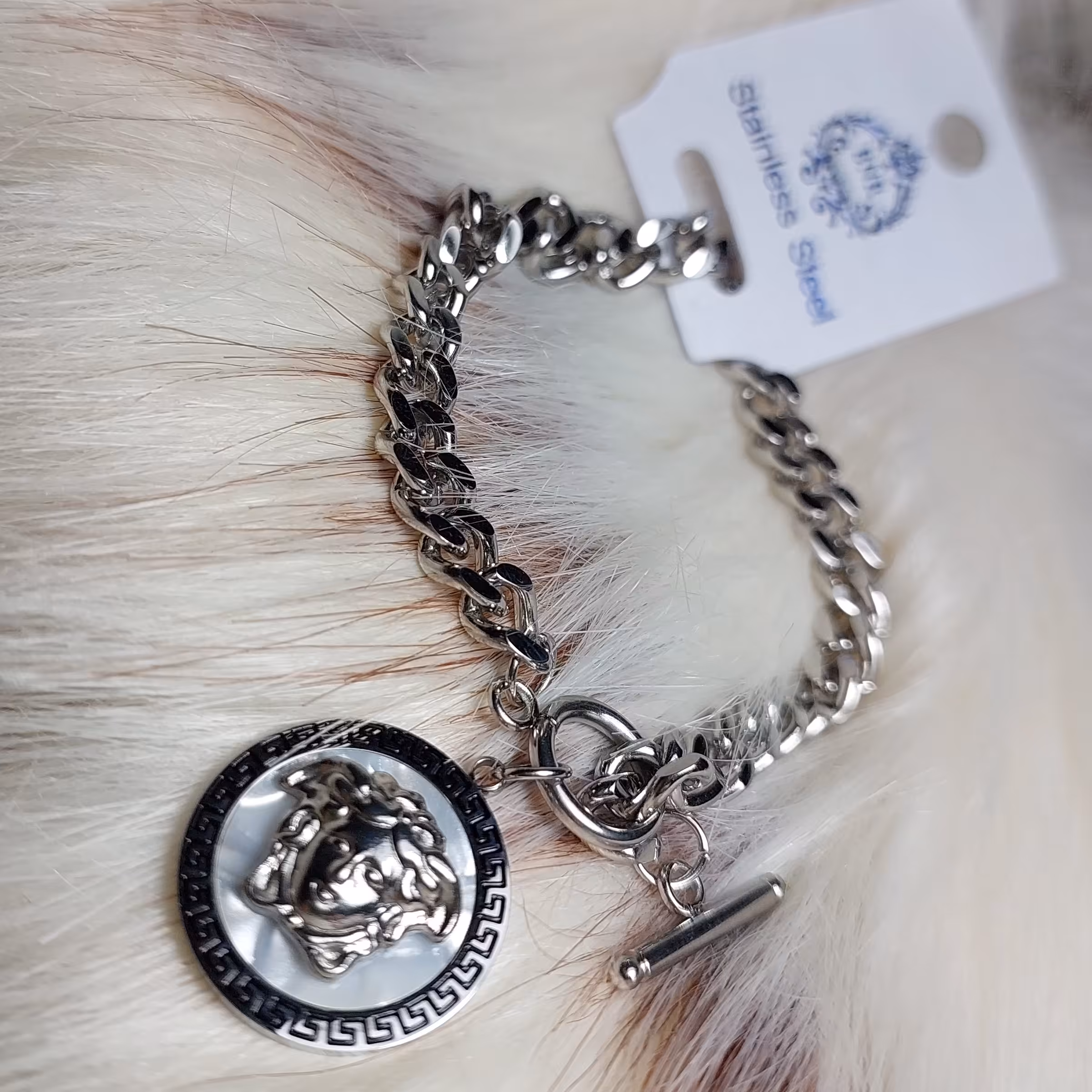 دستبند ورساچه