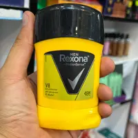 مام رکسونا 
