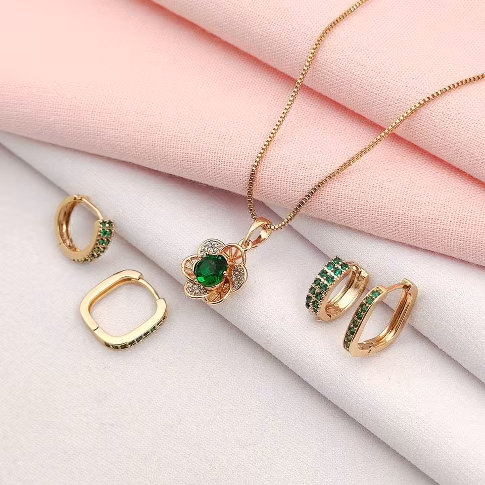 نیمست نگین سبز ژوپینگ