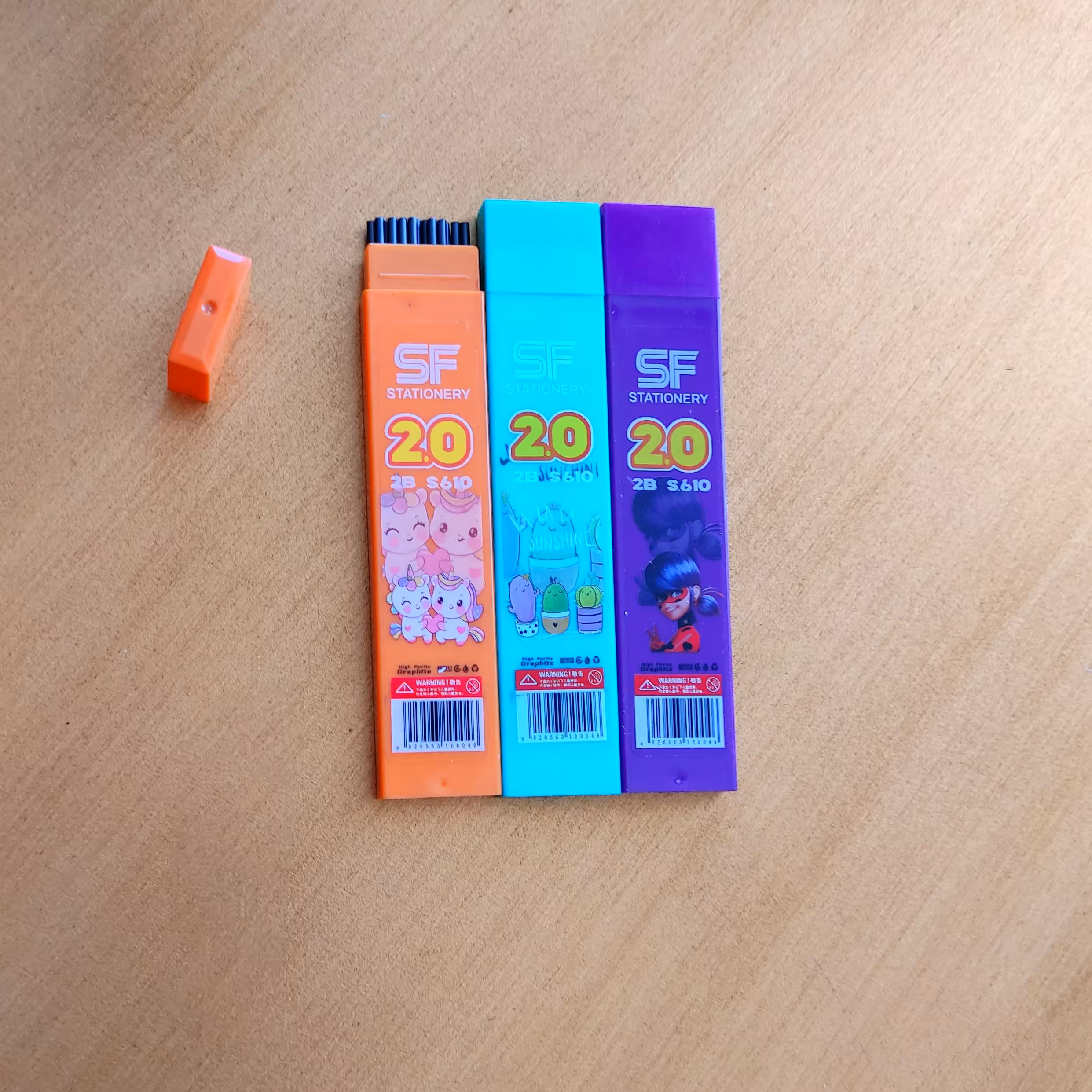 نوک اتود و مدادفشاری 2.0بسیار پر رنگ و روغنی