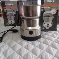 آسیاب برقی 4 تیغه  مارک SUUNY سانی 200 ولت کاسه استیل ضد زنگ برای آسیاب قهوه و برنج و خشکبار  ظرفیت 50 گرم   