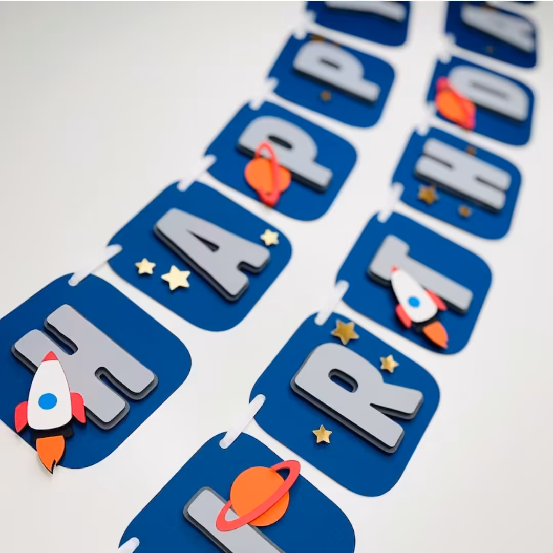 ریسه تولدhappy birth dayدستسازه طرح برجسته تم سفینه فضائی