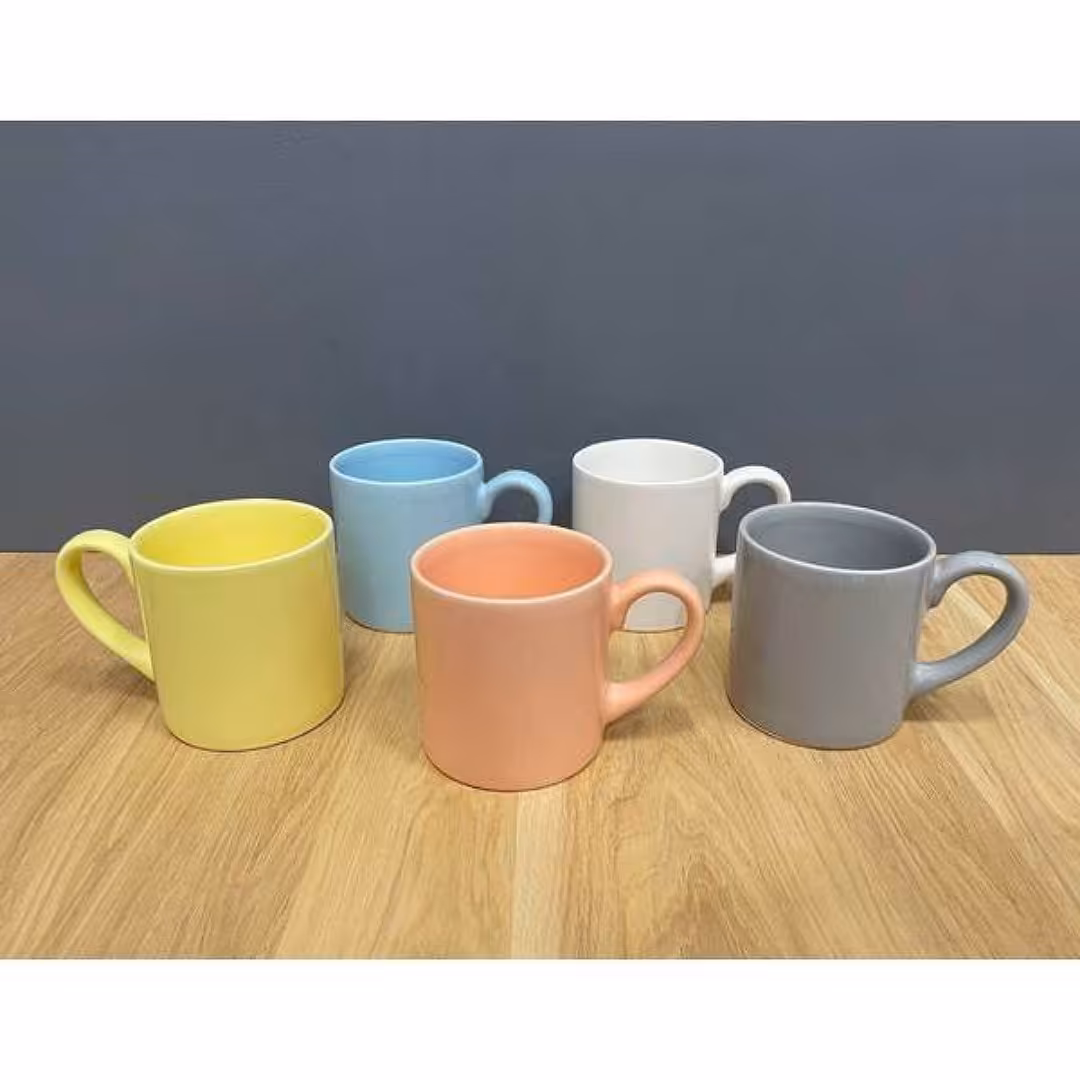 ماگ سرامیکی رنگی دسته دار