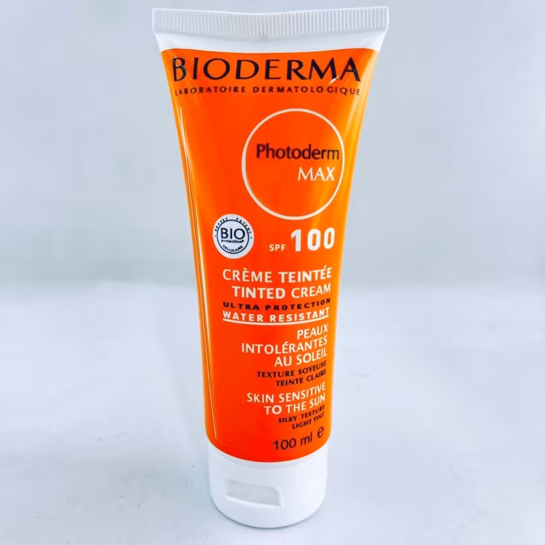 کرم ضد آفتاب بدون رنگ spf100 بیودرما
بافت سبک
پوشش دهی بالا
ماندگاری بالا
مناسب انواع پوست به خصوص پوست های حساس