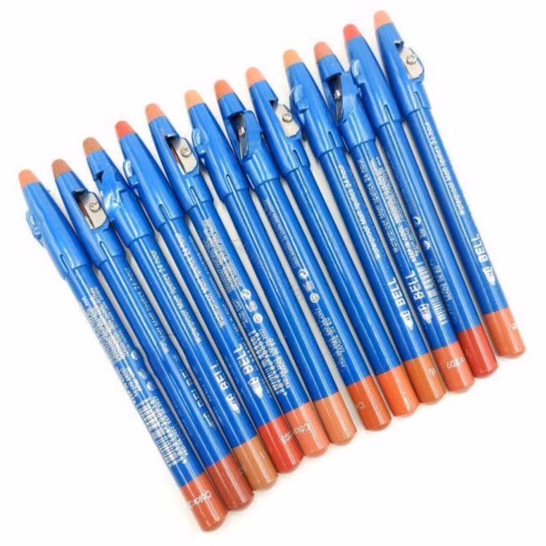 رژ لب مدادی تراش دار