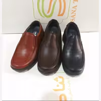 کفش  کلارک طبی ثناطب تبریز تهیه شده از چرم طبیعی در سه رنگ مشکی قهوه ای سوخته  و عسلی از سایز 40تا 44 