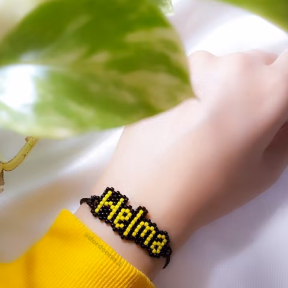 پیکسل یا دستبند  اسم(برای گفتن اسم پیام دهید)