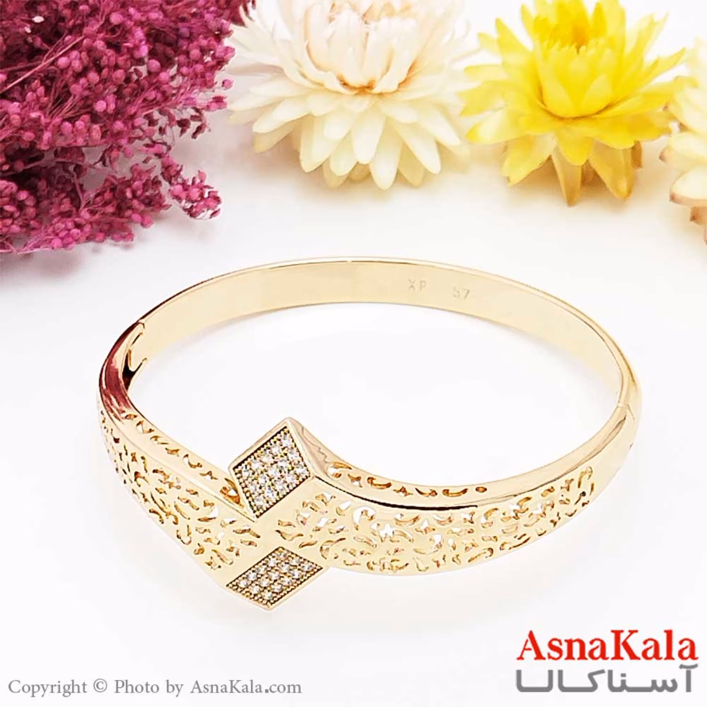 دستبند النگویی طلا یی نگین دار  برند ژوپینگ