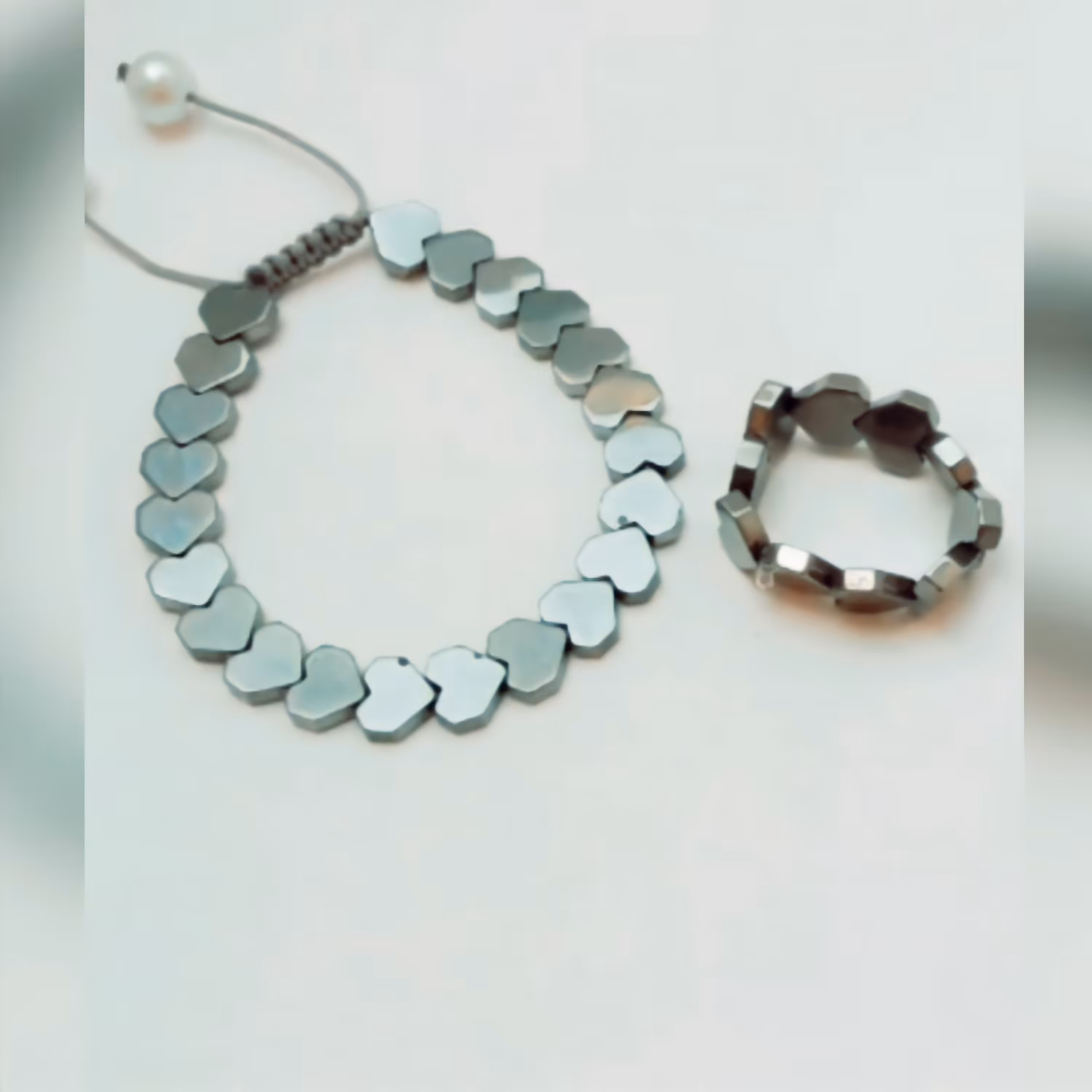 نیم ست دستبند و انگشتر با سنگ  حدید طرح قلب