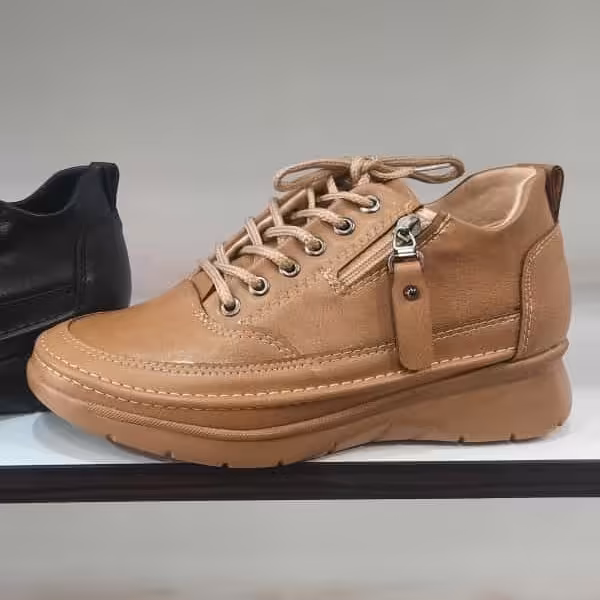 کفش اسپورت زنانه چرم سایز 37 تا 40