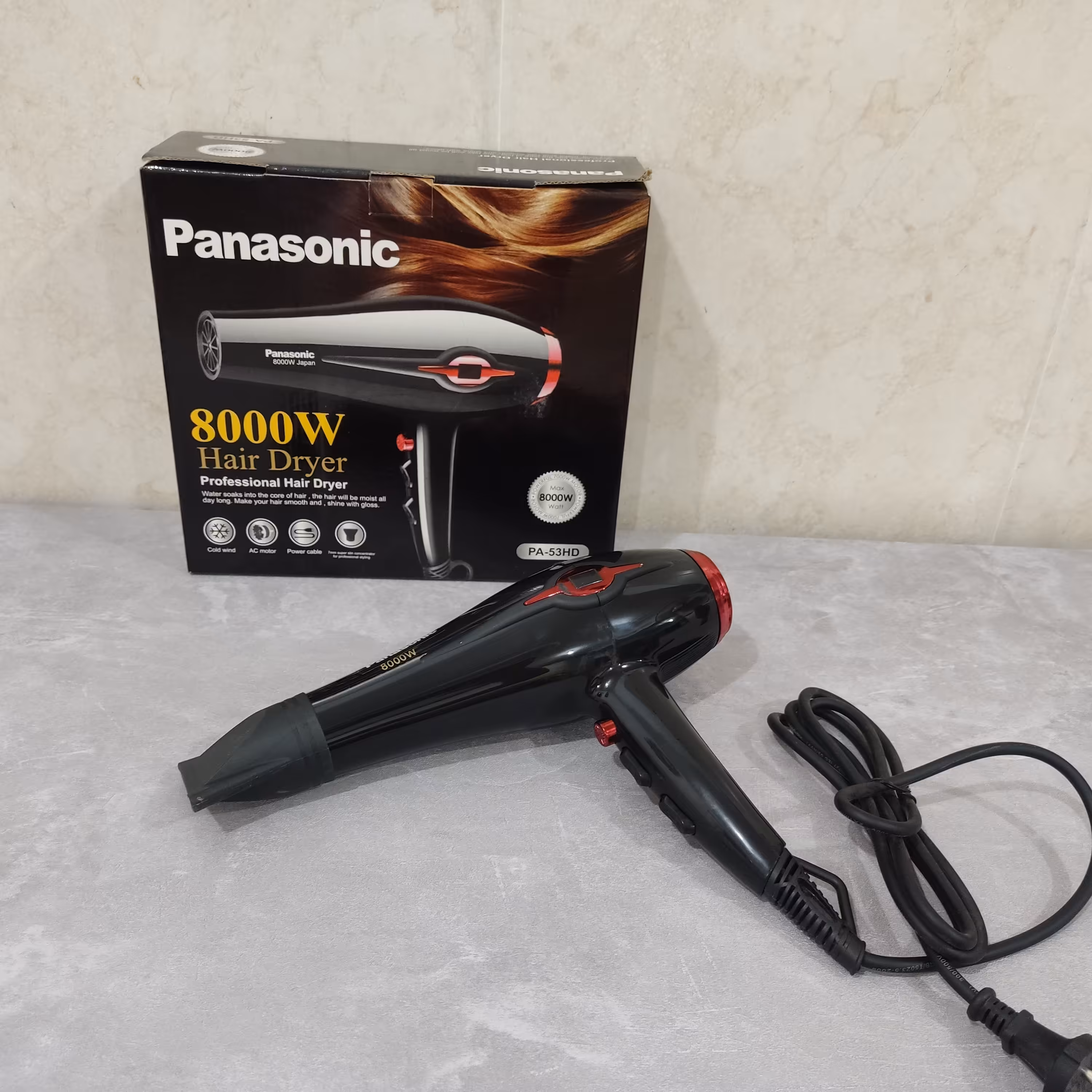 سشوار مارک پاناسونیک 8000 وات مدل PA-53HD دارای موتور AC دارای استاندارد .سشوار حرفه ای .طول سیم 2 متر .ساخت ژاپن.