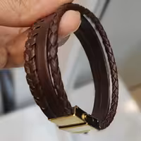 دستبند چرم طبیعی در طرح و رنگهای مختلف