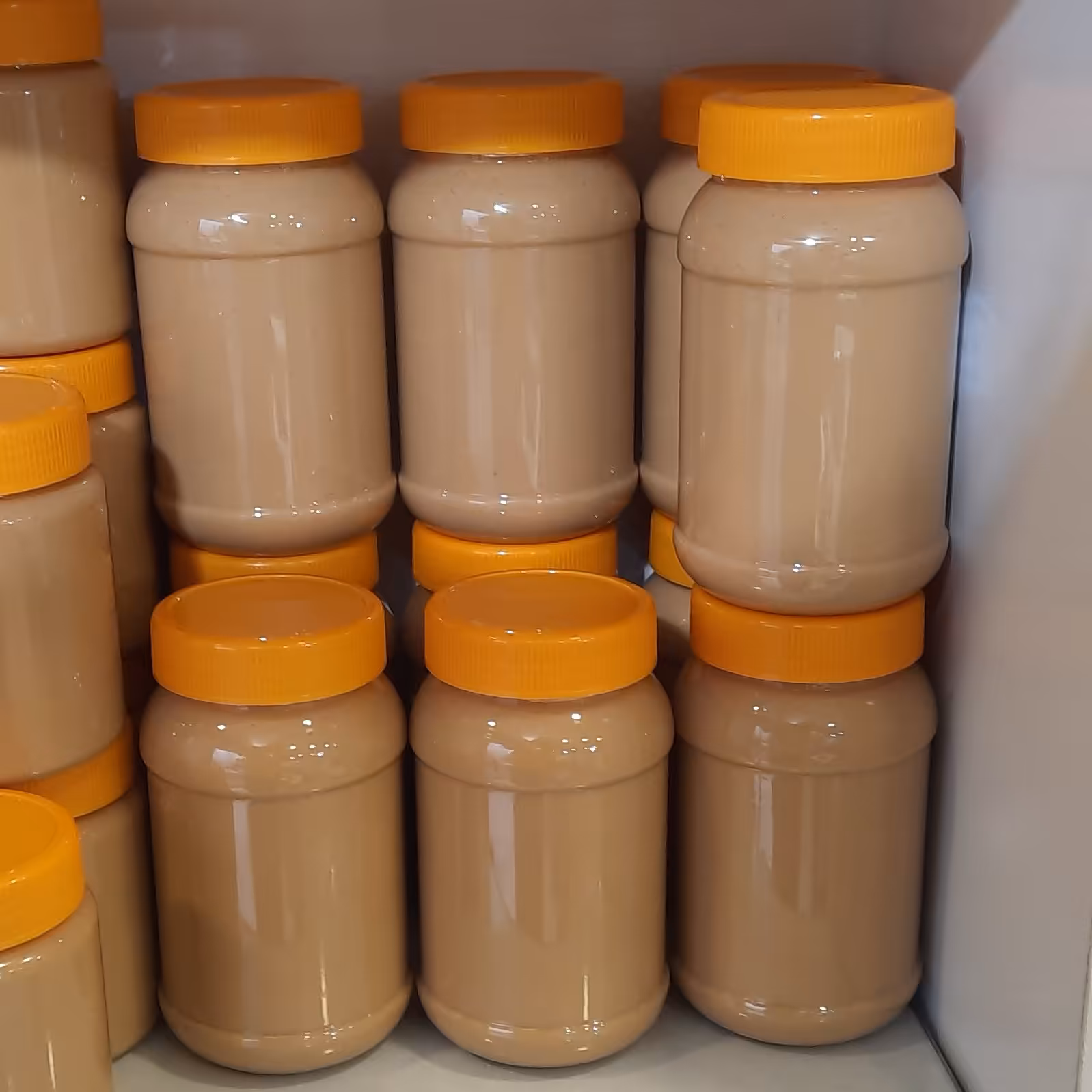 ارده 700 گرمی تولید شده با کنجد پوست گرفته شده ی میمنه افغانستان و شسته شده و بوجار شده