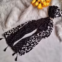 شال طرح دار