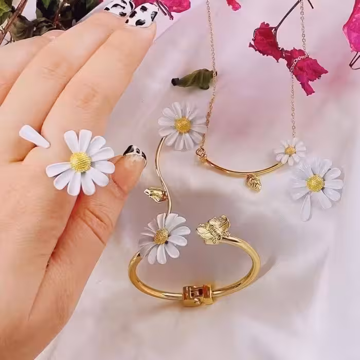 ست کامل 4 تیکه بابونه گوشواره انگشتر و گردنبند و دستبند ساخت کره جنوبی