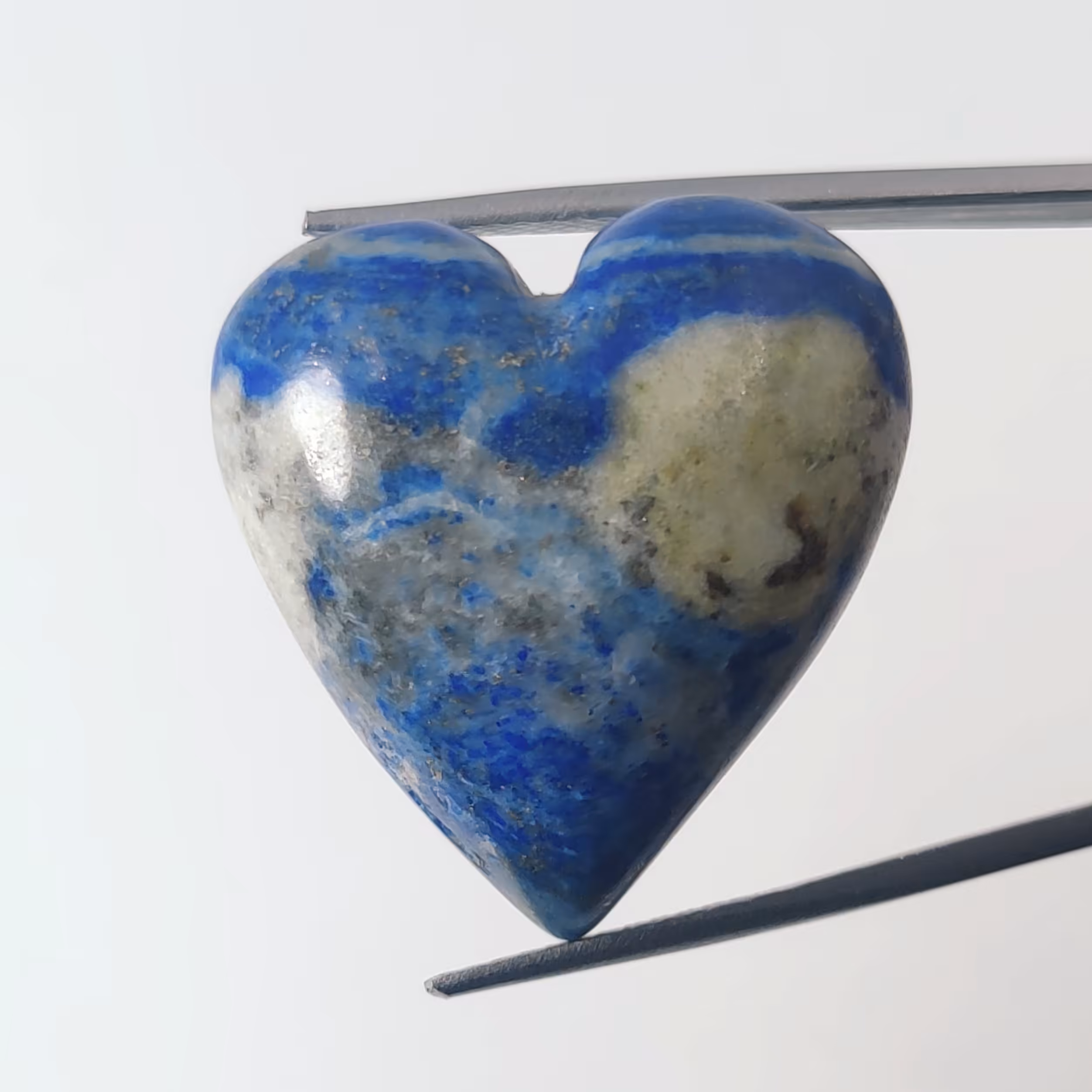 سنگ لاجورد معدنی (تراش فانتزی قلب) 