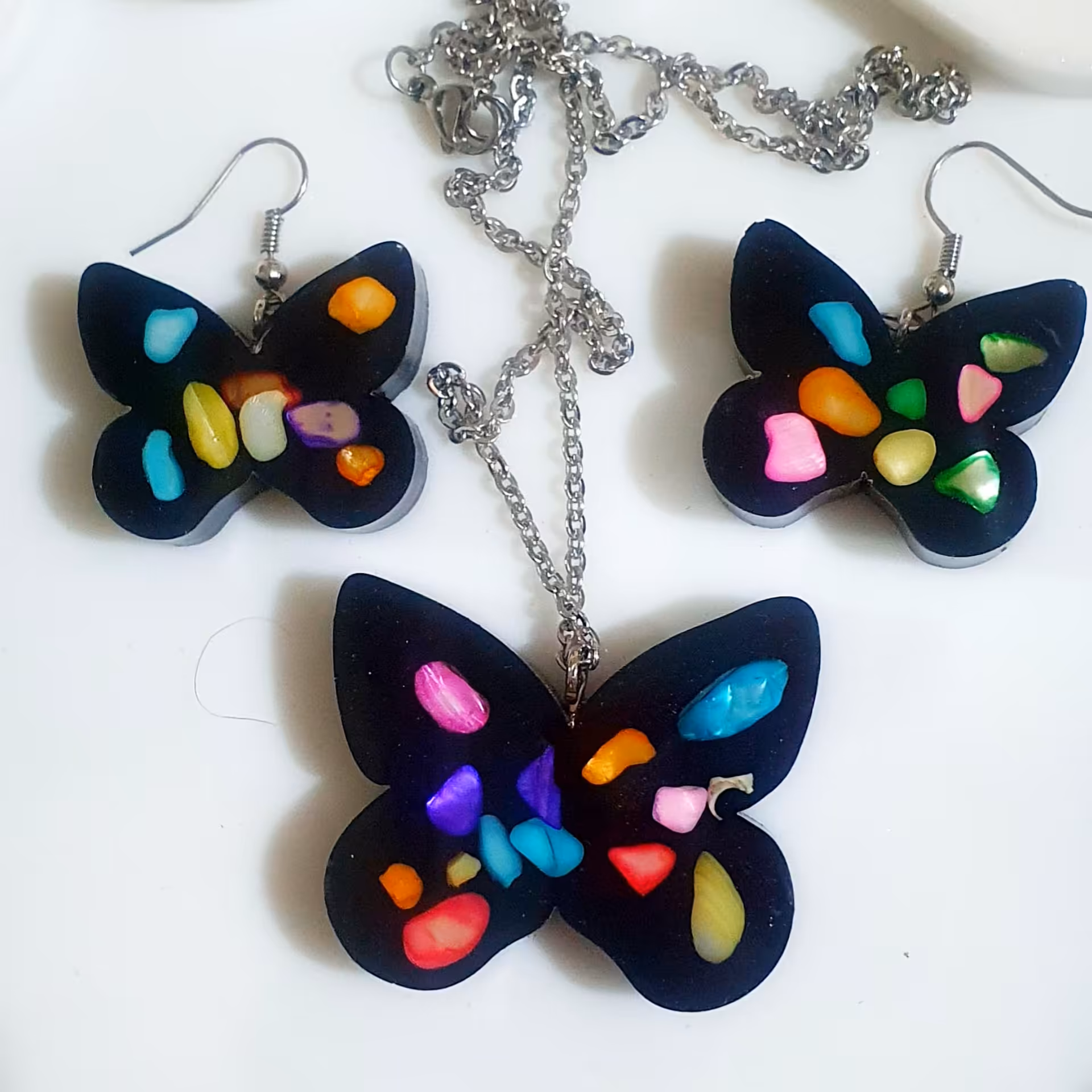 نیم ست پروانه با سنگ های رنگی