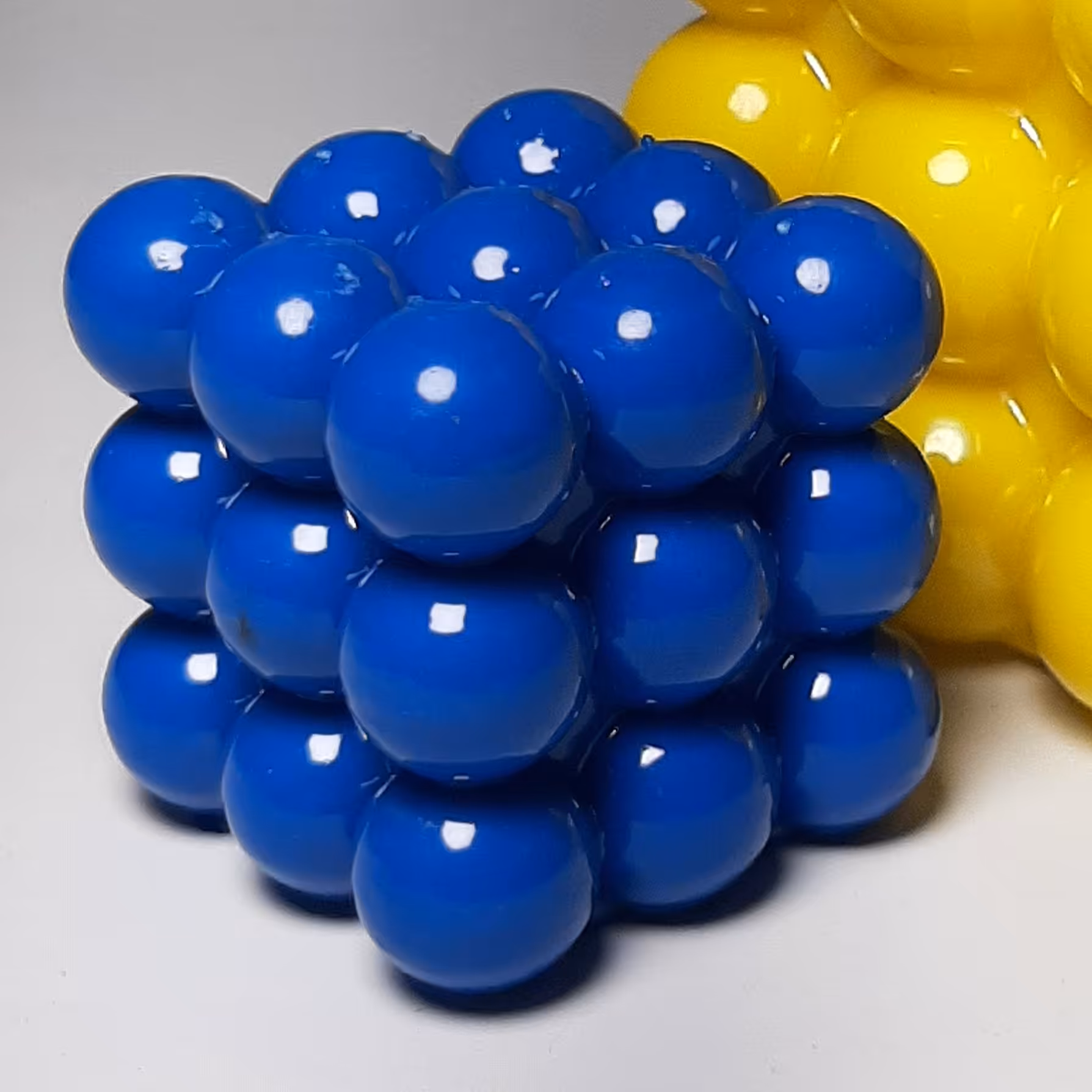 بیس خام قالبسازی شمع طرح روبیک (4 سانت)