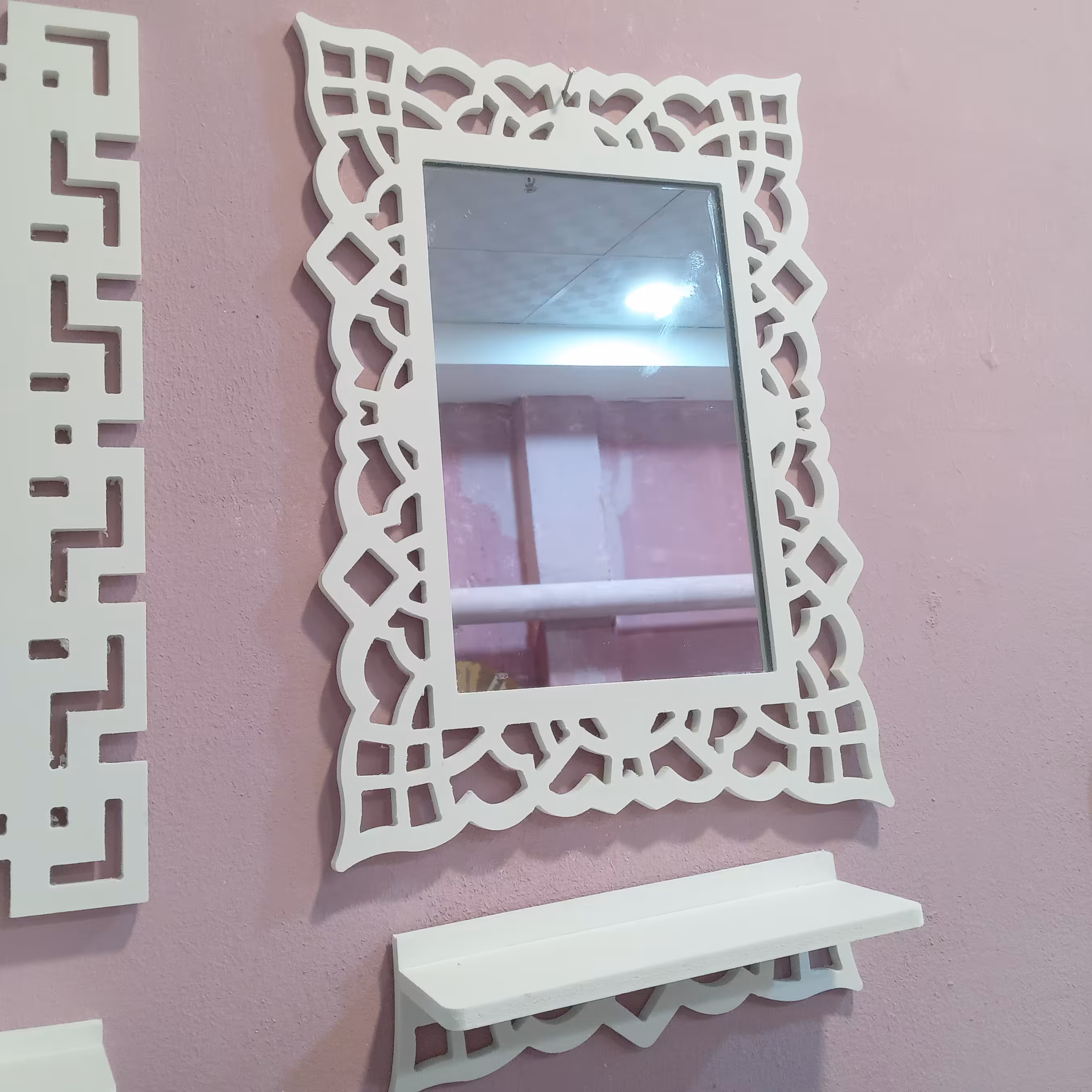 آینه شلف طرح لوزی کوچک