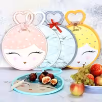 تخته گوشت گرند ،در طرحها و رنگهای مختلفتش  کیفیت درجه یک ،برای خانمای خوش سیقله ،قیمت مناسب،رنگهای توسی،صورتی،سفیدموجوده