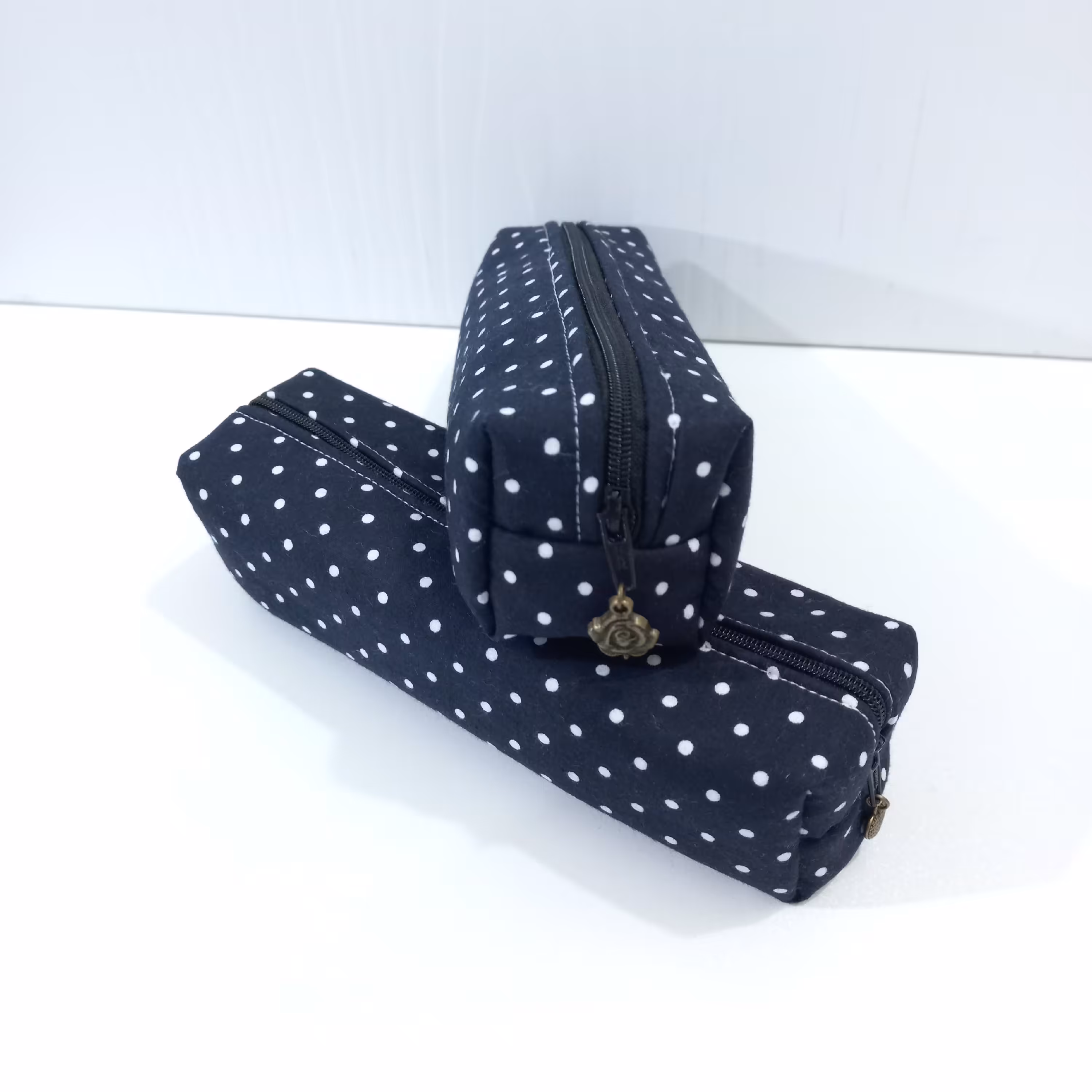 جامدادی پارچه ای پسرانه