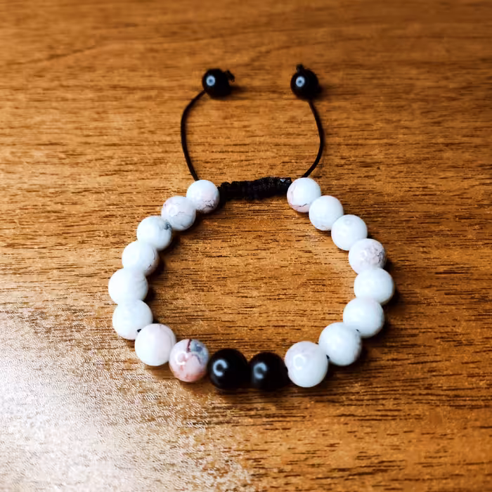 دستبند مهره دار سفید