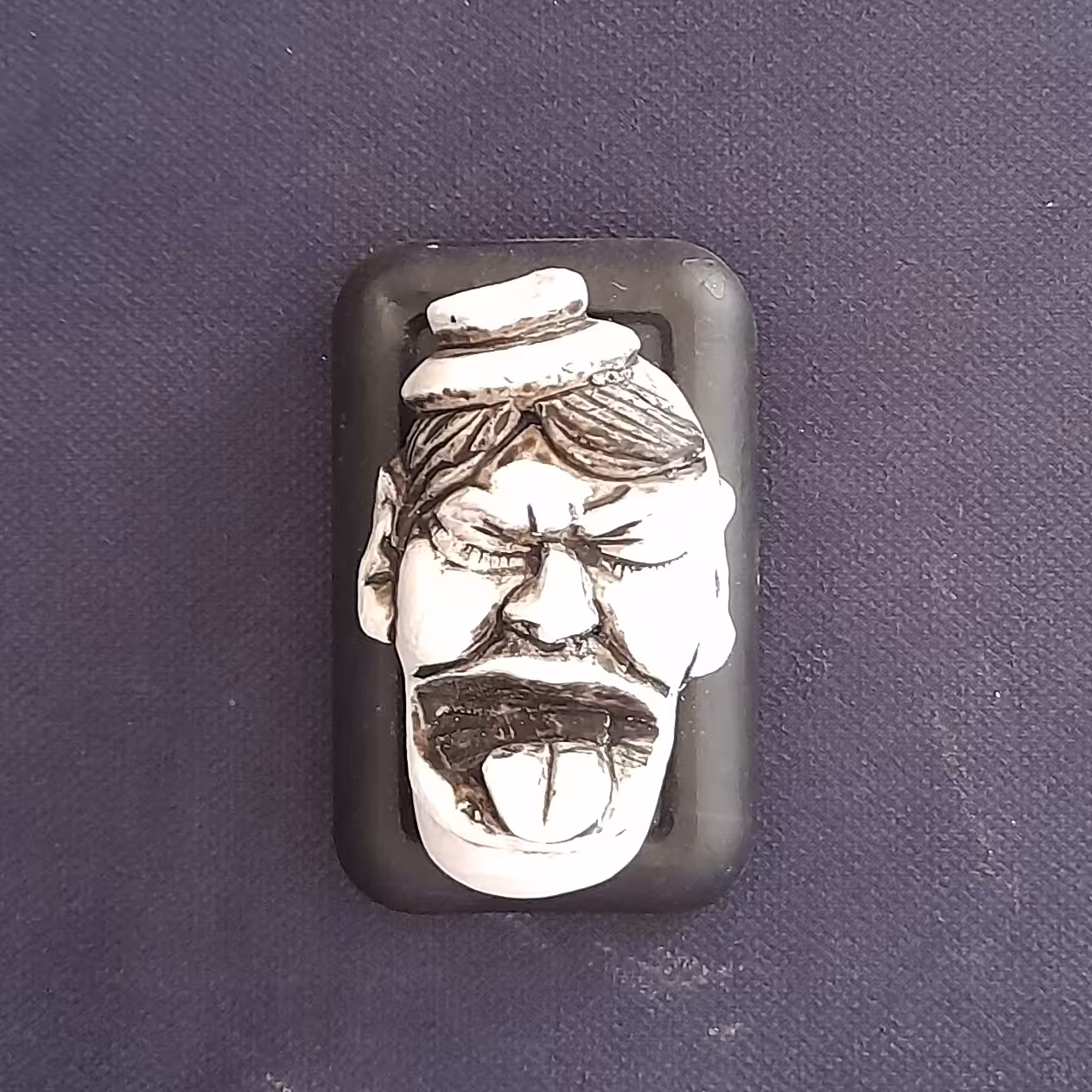 مجسمه رخ دیوانه 2